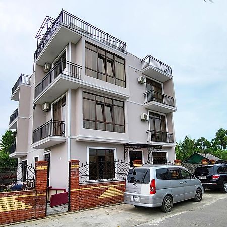 חאקבי Mite Hotel מראה חיצוני תמונה