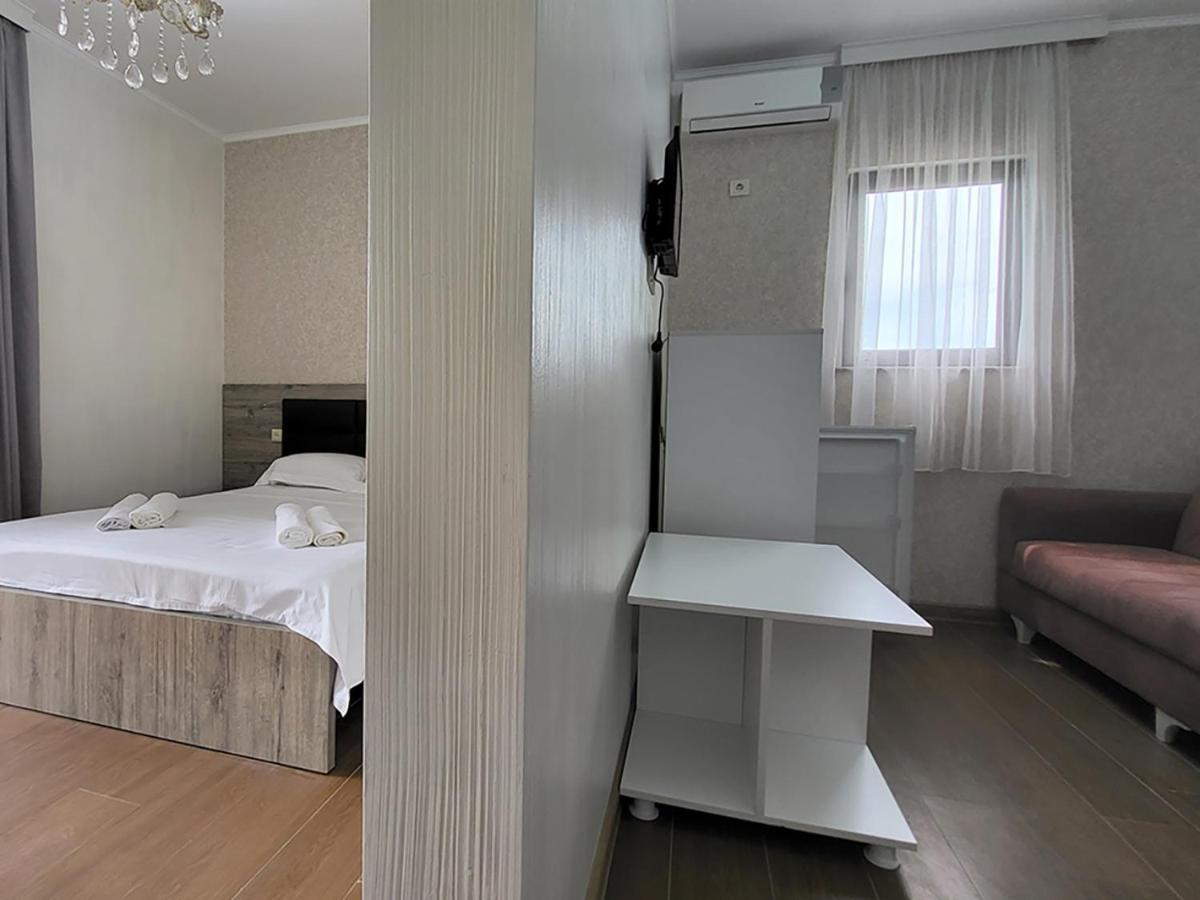 חאקבי Mite Hotel מראה חיצוני תמונה