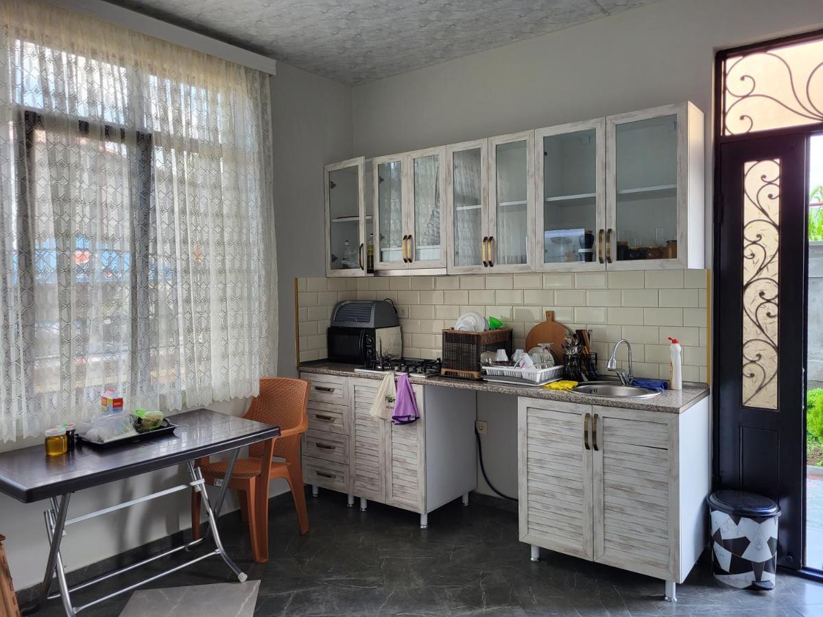 חאקבי Mite Hotel מראה חיצוני תמונה